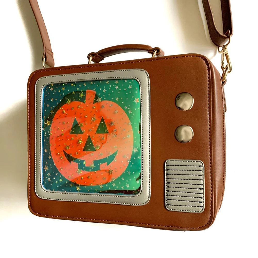 Backstitch Bruja Pumpkin TV bag Halloween III